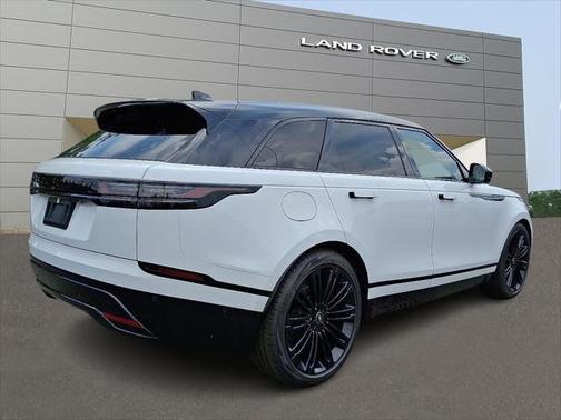 2026 Land Rover Range Rover Velar P250 SE R-Dynamic