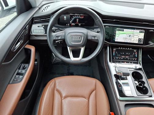 2022 Audi Q8 55 Prestige