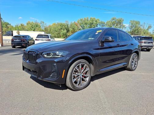 2023 BMW X4 M40i