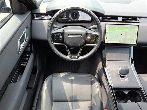 2025 Land Rover Range Rover Velar P250 SE R-Dynamic