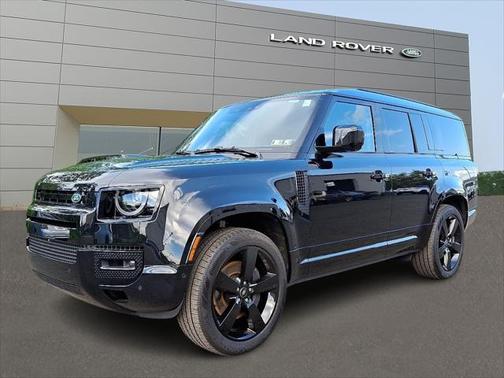2025 Land Rover Defender 130 P400 X-Dynamic SE