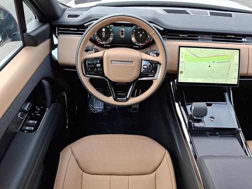 2026 Land Rover Range Rover Sport SE