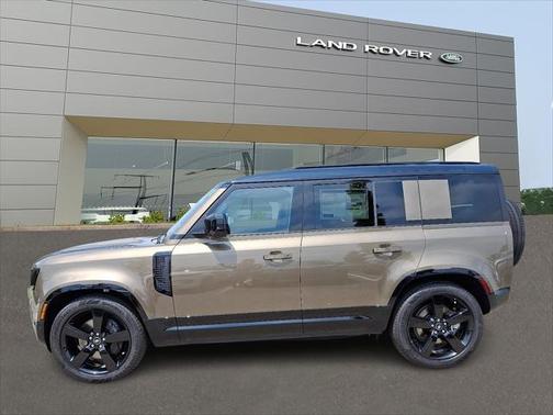 2025 Land Rover Defender 110 P400 X-Dynamic SE