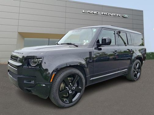 Santorini Black Metallic 2026 Land Rover Defender P400 X-Dynamic SE