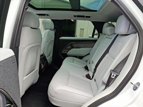 2023 Land Rover Range Rover Sport SE