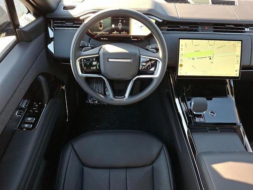 2026 Land Rover Range Rover Sport SE