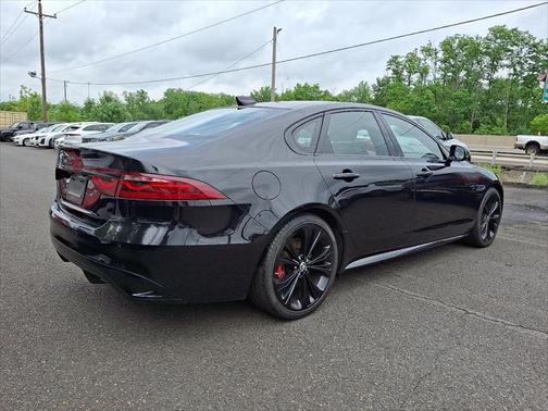 2024 Jaguar XF R-Dynamic SE P250 AWD Automatic