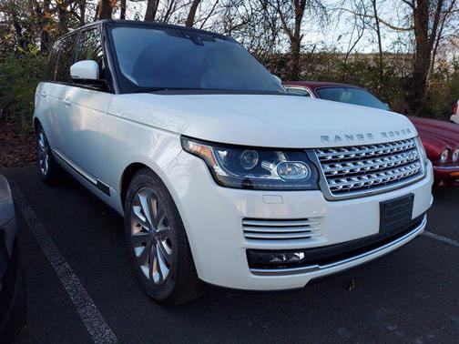 Fuji White 2017 Land Rover Range Rover 3.0L Supercharged HSE