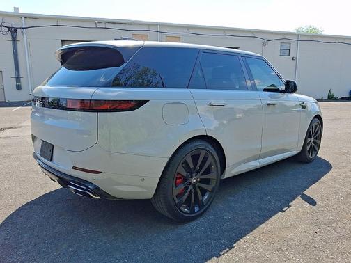 Borasco Grey Metallic - 1CN 2024 Land Rover Range Rover Sport SE
