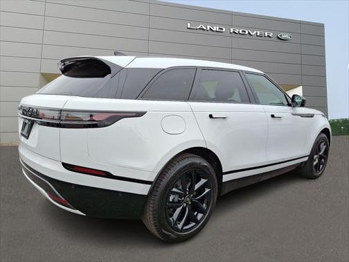 2026 Land Rover Range Rover Velar P250 SE R-Dynamic