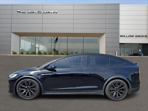 2023 Tesla Model X Standard Range