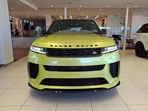 2025 Land Rover Range Rover Sport P635 SV Edition Two
