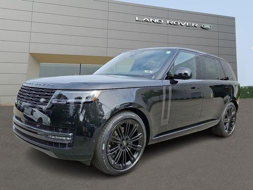 2025 Land Rover Range Rover P400 SE 7 Seat