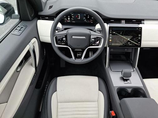 2025 Land Rover Discovery Sport Dynamic SE
