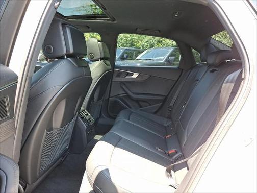 2019 Audi A4 45 Premium