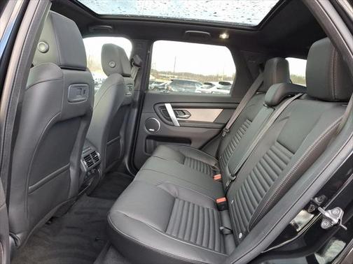 2025 Land Rover Discovery Sport Dynamic SE