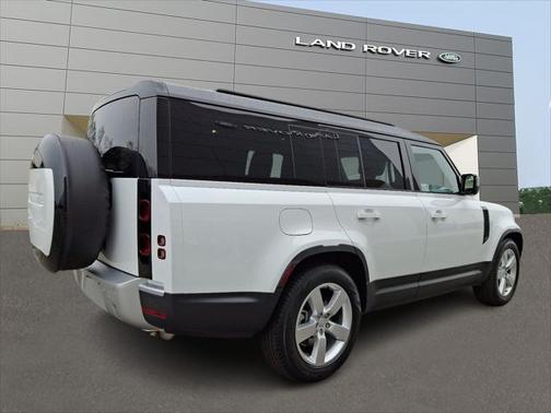 2025 Land Rover Defender 130 P300 S