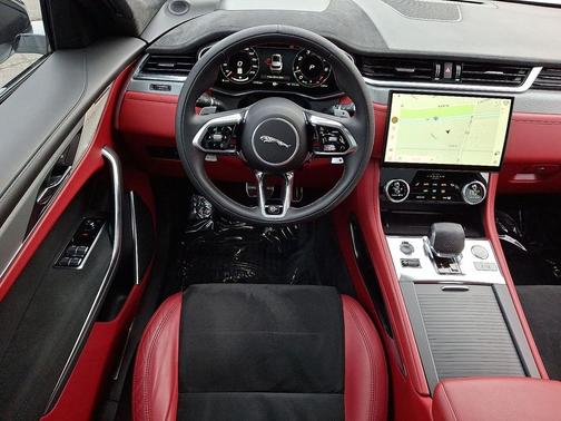 2022 Jaguar F-PACE SVR