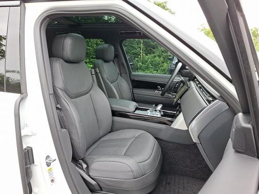 2023 Land Rover Range Rover P530 SE