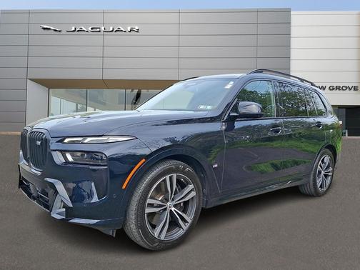 Carbon Black Metallic 2023 BMW X7 M60i