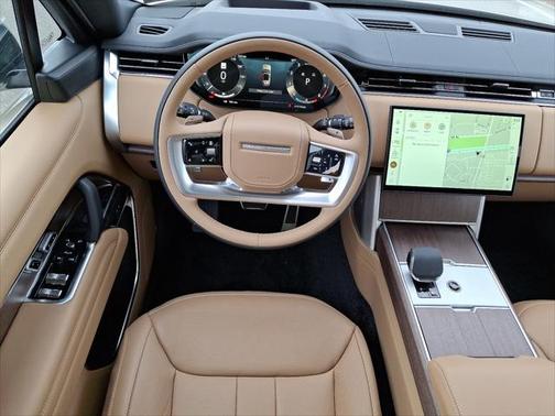2025 Land Rover Range Rover P530 SE