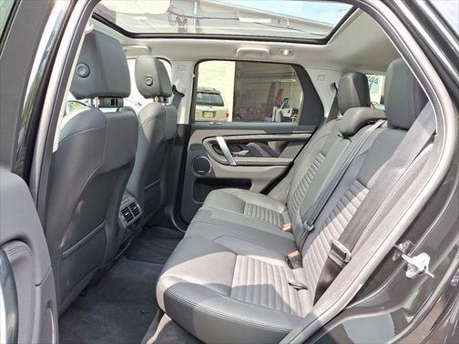 2025 Land Rover Discovery Sport S