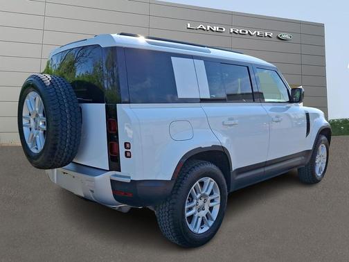 Fuji White 2025 Land Rover Defender 110 P300