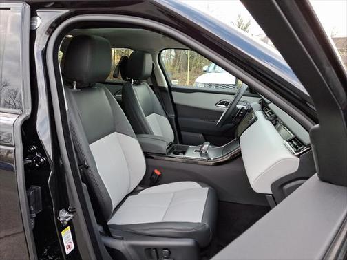 2025 Land Rover Range Rover Velar P250 SE R-Dynamic