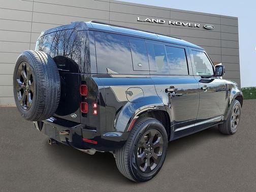 2023 Land Rover Defender 110 X-Dynamic SE