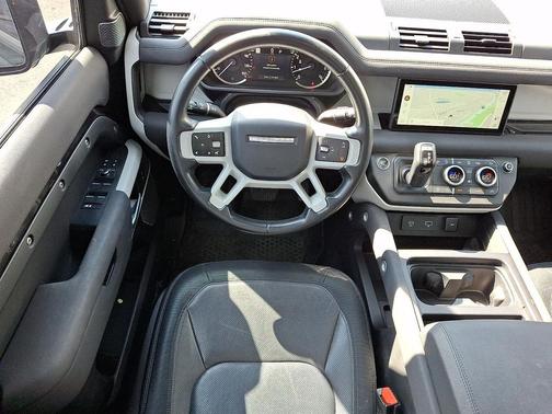2023 Land Rover Defender 110 X-Dynamic SE