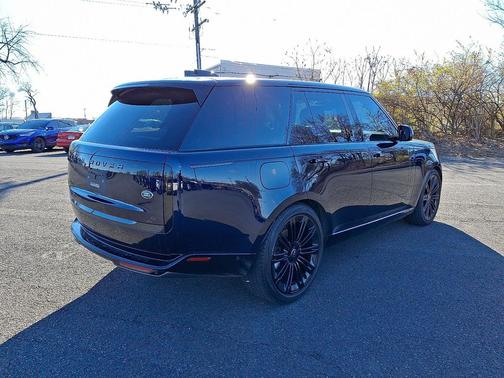 2023 Land Rover Range Rover P400 SE