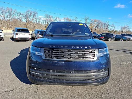 2023 Land Rover Range Rover P400 SE