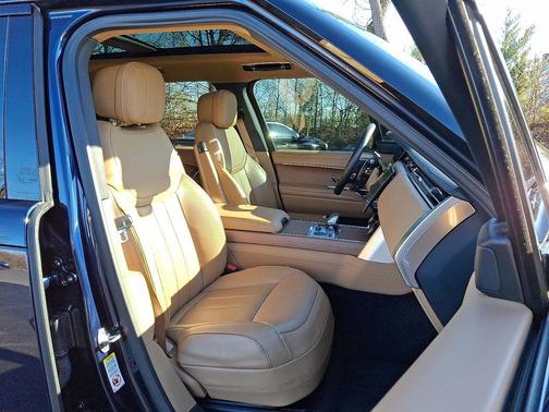 2023 Land Rover Range Rover P400 SE