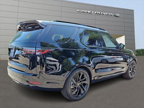 2025 Land Rover Discovery P300 Dynamic SE