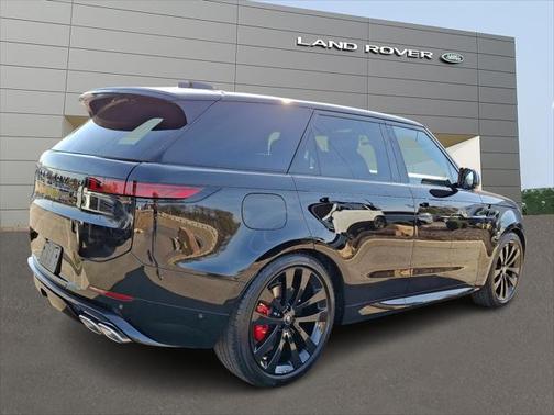 2025 Land Rover Range Rover Sport SE