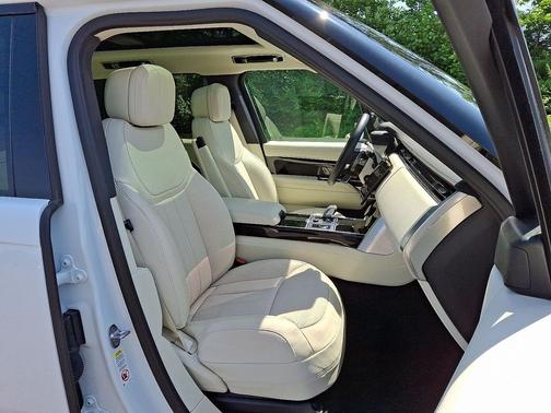2023 Land Rover Range Rover P400 SE