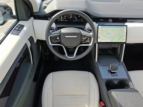 2025 Land Rover Discovery Sport S