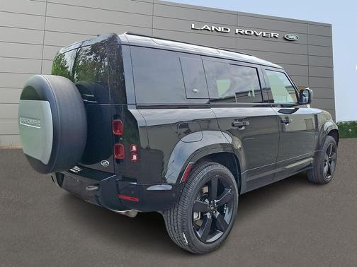 Santorini Black Metallic - 1AG 2022 Land Rover Defender 110 X-Dynamic HSE