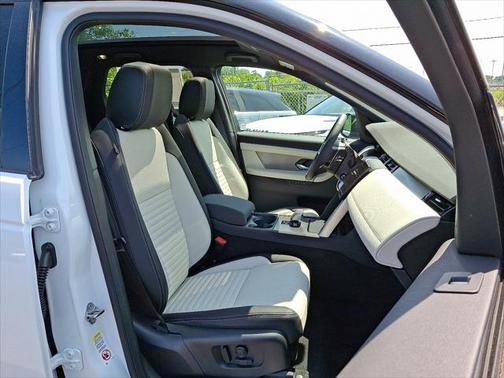 2025 Land Rover Discovery Sport Dynamic SE