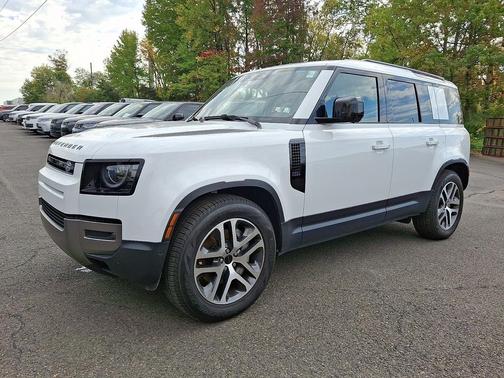 Fuji White 2026 Land Rover Defender P300 S