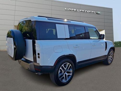 Fuji White 2026 Land Rover Defender P300 S