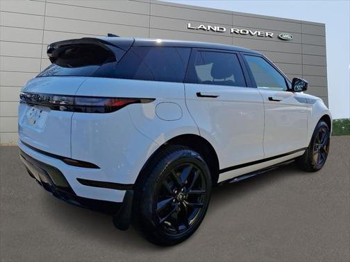 2026 Land Rover Range Rover Evoque Dynamic SE
