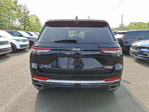 2024 Jeep Grand Cherokee Summit