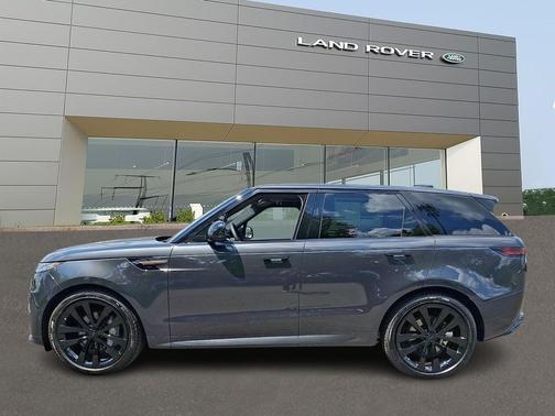 Carpathian Grey Premium Metallic 2026 Land Rover Range Rover Sport SE