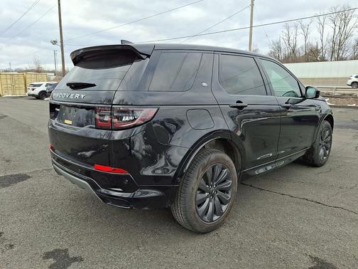 2025 Land Rover Discovery Sport S