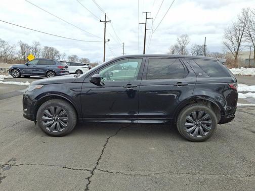 2025 Land Rover Discovery Sport S