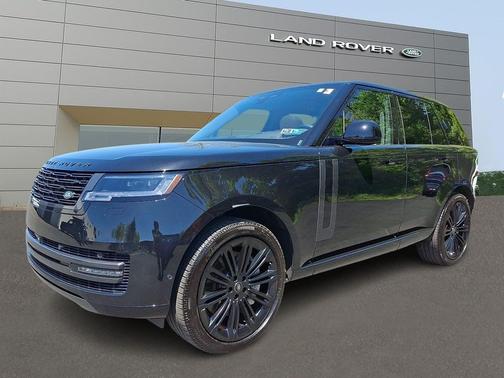 Santorini Black Metallic 2025 Land Rover Range Rover P530 SE