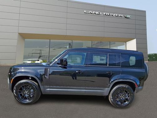2025 Land Rover Defender 110 P300