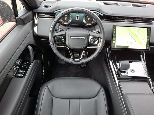 2025 Land Rover Range Rover Sport SE