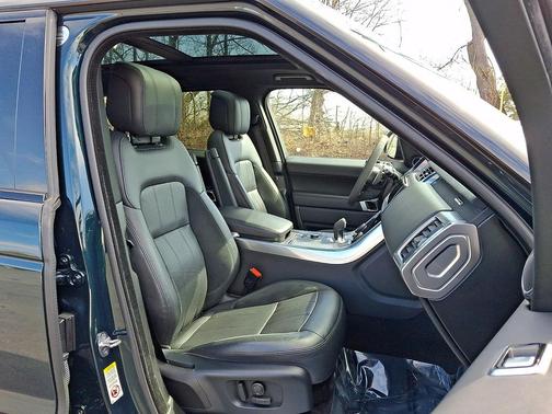 2020 Land Rover Range Rover Sport HST MHEV